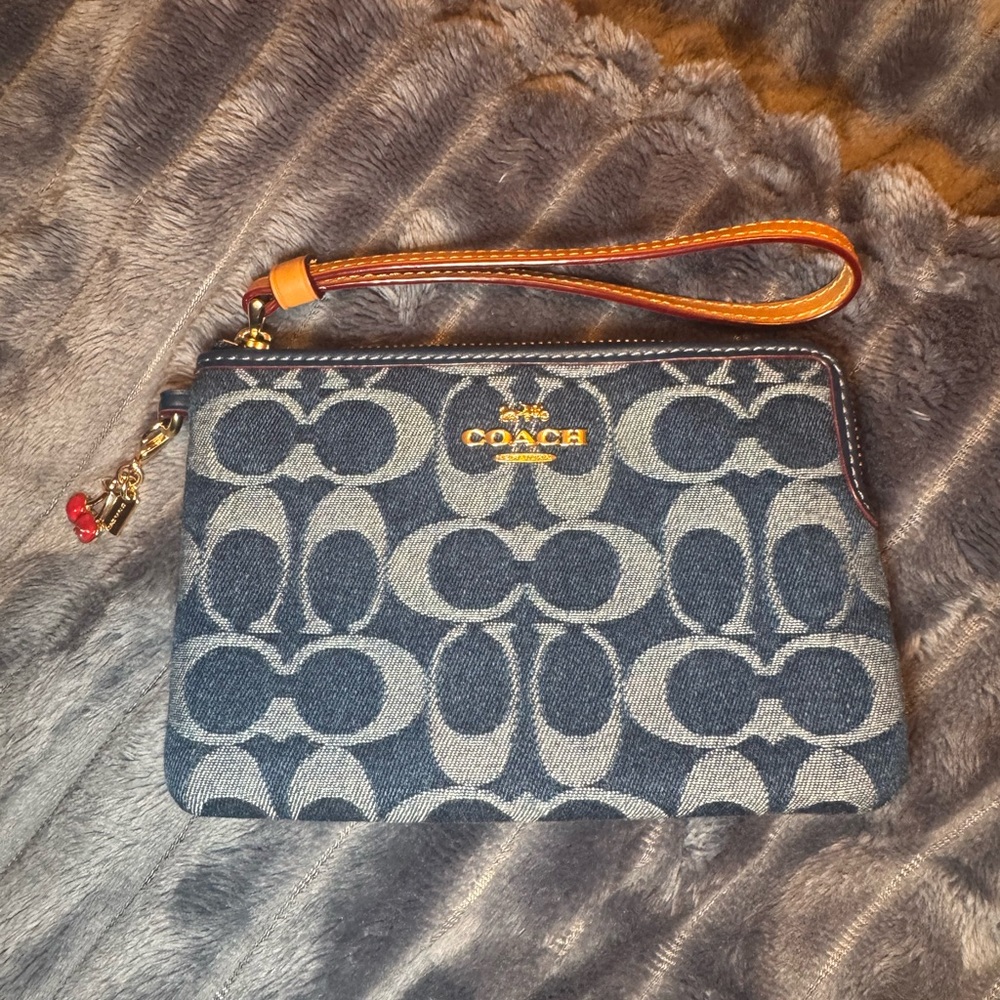 Coach denim small corner zip wristlet nwot